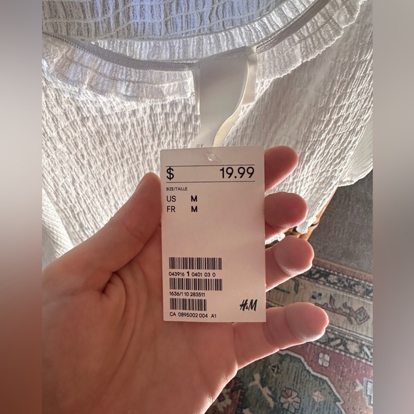 H&M white top - Picture 3 of 3